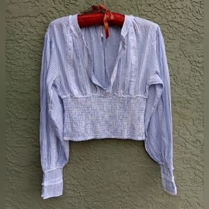 EUC FREE PEOPLE Gingham & Lace Blue & White Sinched Waist Open V-NECK Blouse XS